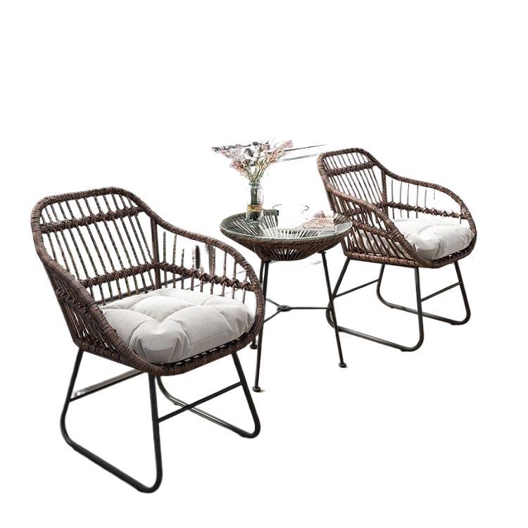 Balcony small table and chair  - Coffee Tea Gardens ulasan dan harga